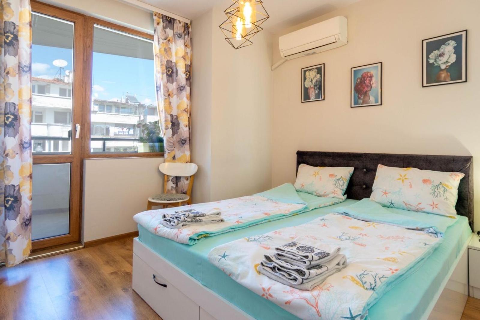 Joy Apartment Burgas Center Private Parking ภายนอก รูปภาพ